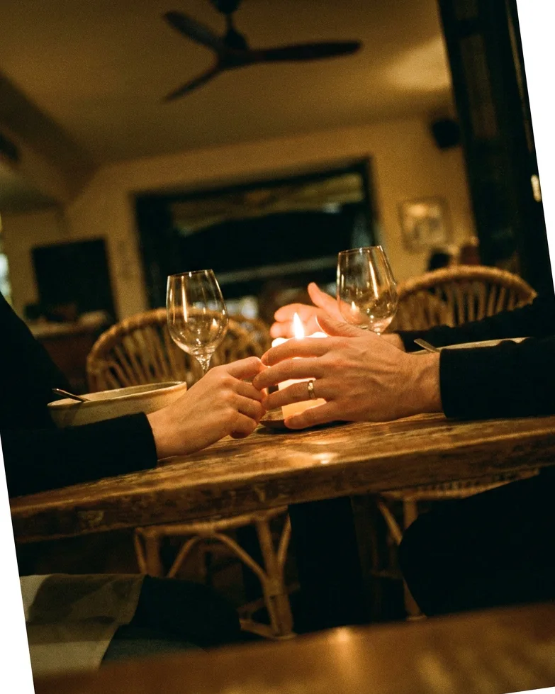 N. & R., Baner — oddtables couples